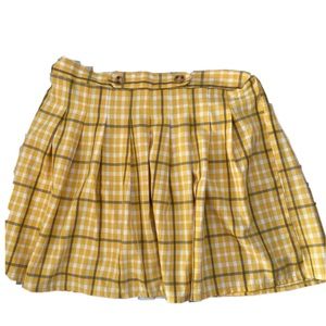 Yellow plaid pleated skirt